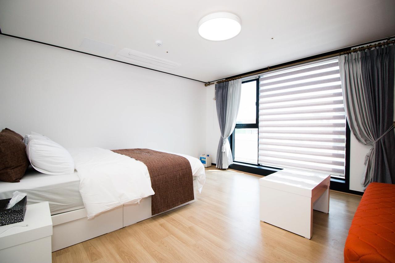 Yeosu Thestay Hostel Kültér fotó